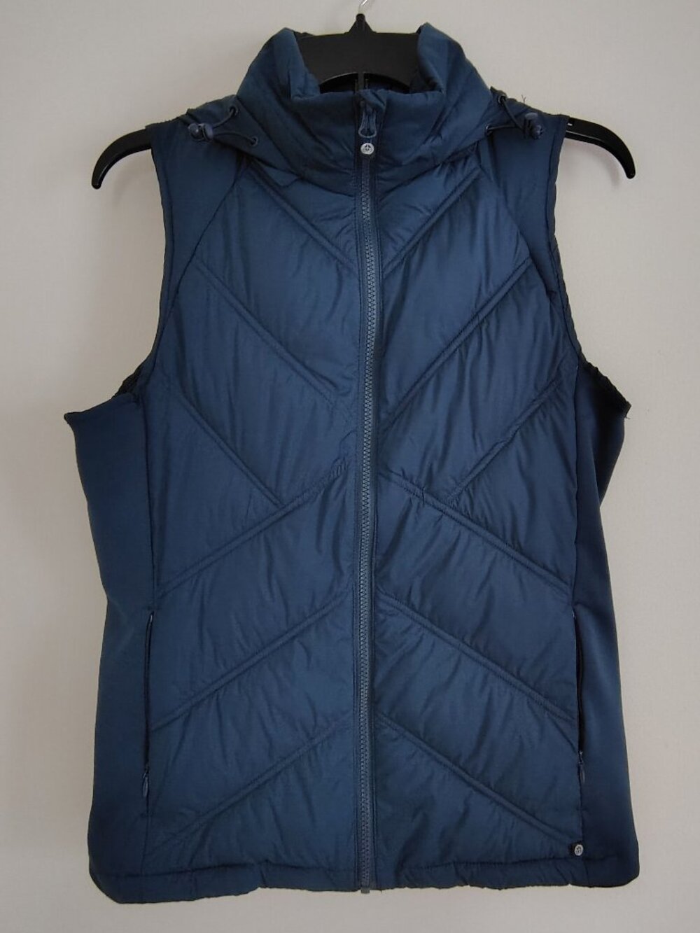 Mondetta Outdoor Project Dark Blue Puffer Vest With Foldable Hood - Medium